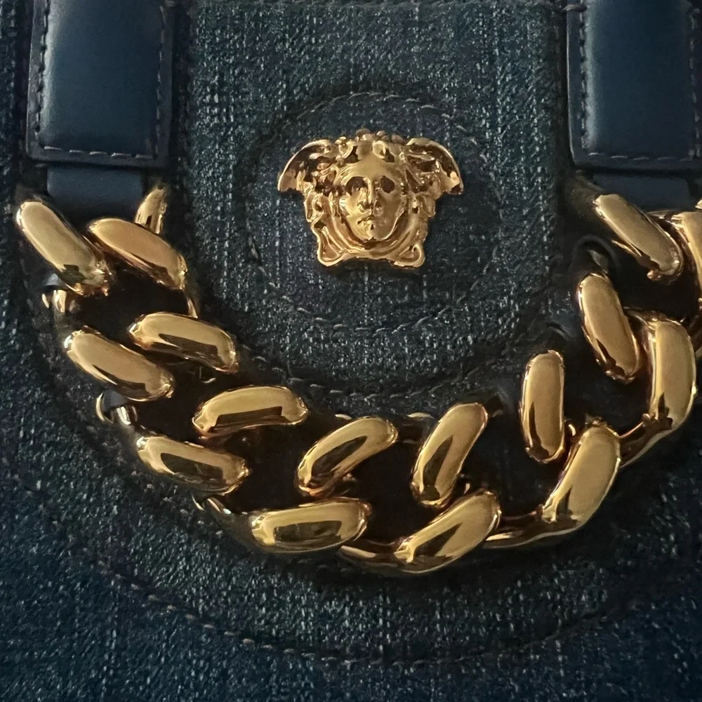 VERSACE denim Le Medusa mini tote - Picture 4 of 8
